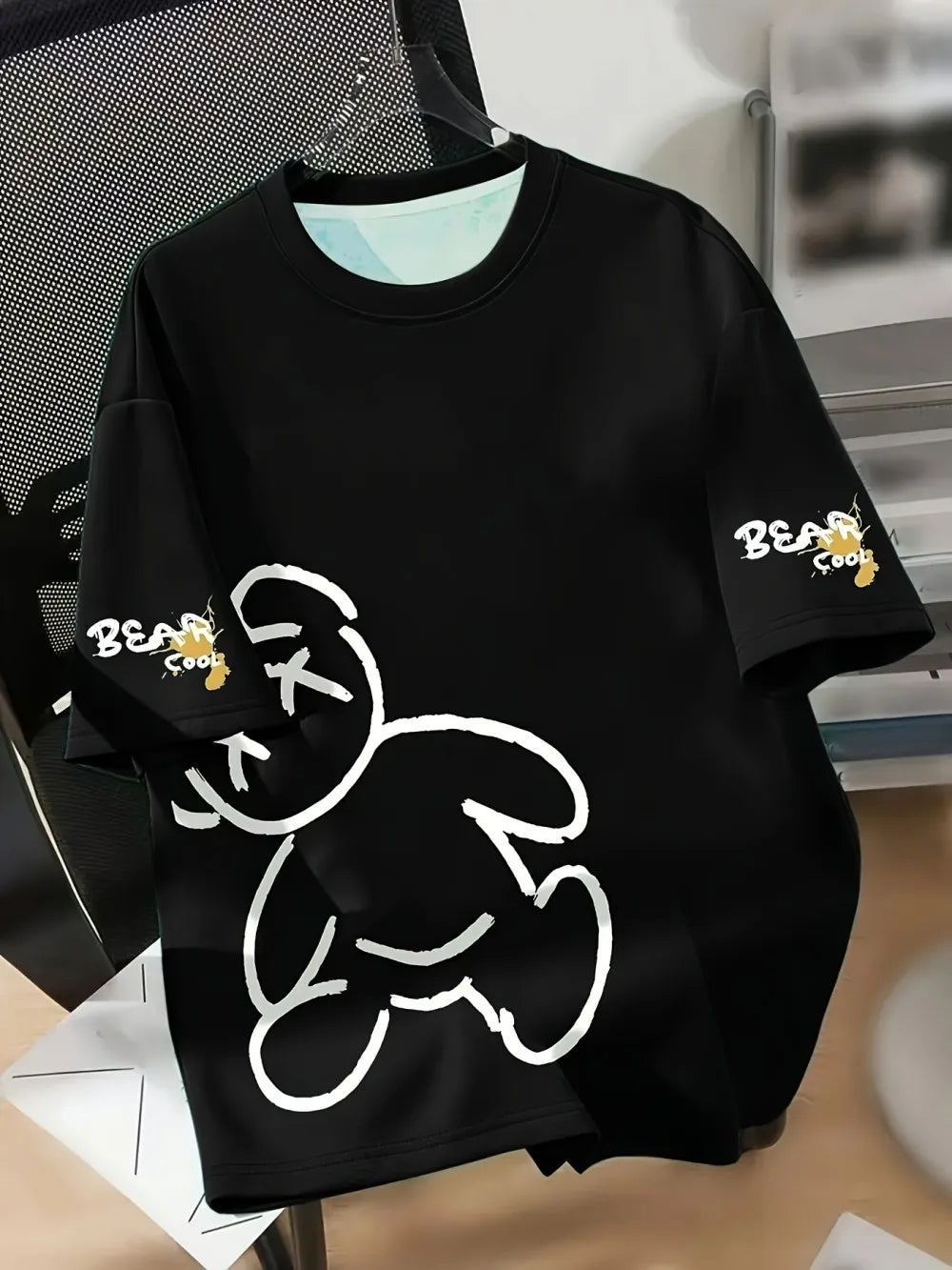 Men's Cartoon Bear Print T-Shirt