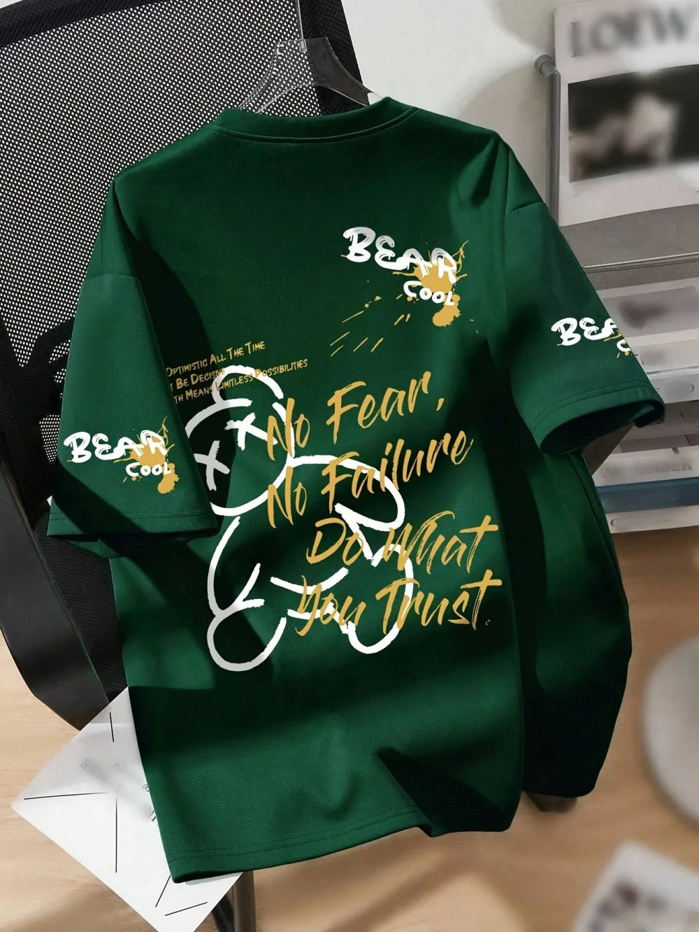Men's Cartoon Bear Print T-Shirt